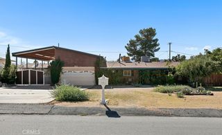 Photo 2: 7104 La Habra Avenue in Yucca Valley: Residential for sale (DC531 - Central East)  : MLS®# OC23164917