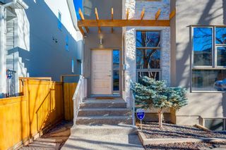 Photo 2: 3812 17 Street SW in Calgary: Altadore Semi Detached (Half Duplex) for sale : MLS®# A2103437