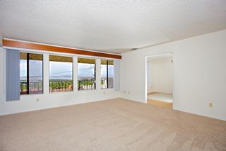 Photo 6: PACIFIC BEACH House for sale : 3 bedrooms : 2473 La France in San Diego