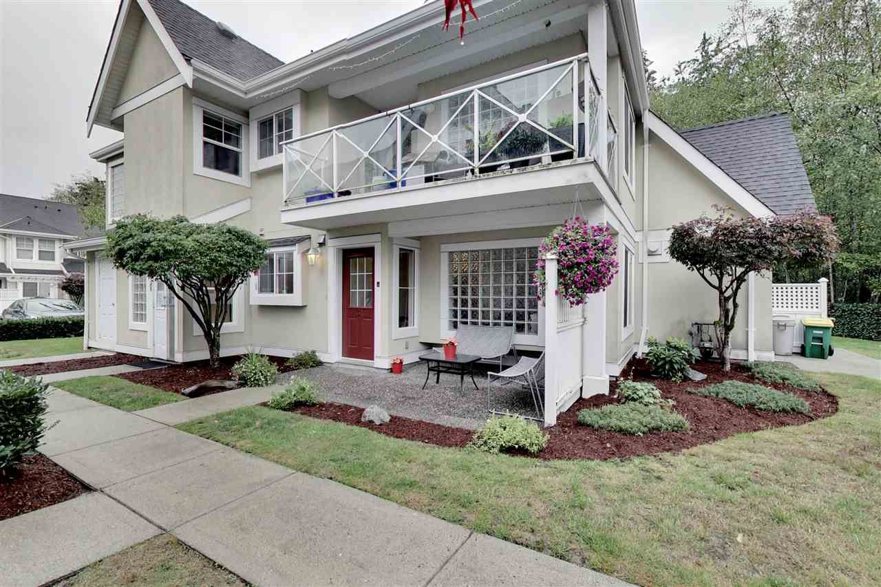 Main Photo: 34 23560 119 Avenue in Maple Ridge: Cottonwood MR Townhouse for sale in "HOLLYHOCK" : MLS®# R2306890