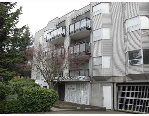 Main Photo: 305 1550 CHESTERFIELD Avenue in North_Vancouver: Central Lonsdale Condo for sale in "THE CHESTERS" (North Vancouver)  : MLS®# V694298