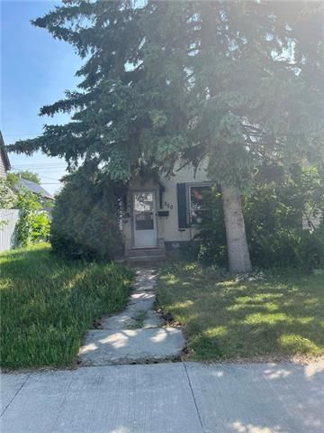 Main Photo: 350 Union Avenue in Winnipeg: House for sale