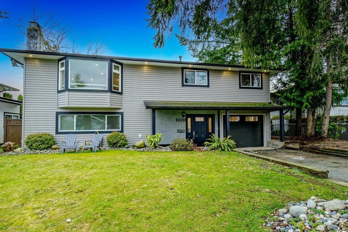 Main Photo: 22562 122 Avenue in Maple Ridge: East Central House for sale : MLS®# R2753670