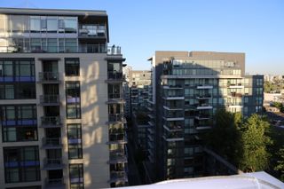 Photo 5: 1402 1708 COLUMBIA Street in Vancouver: False Creek Condo for sale (Vancouver West)  : MLS®# R2784529