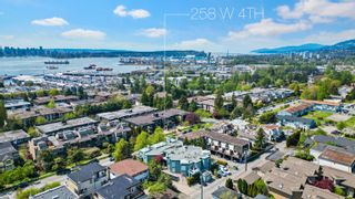 Photo 1: 258 W 4TH Street in North Vancouver: Lower Lonsdale Townhouse for sale in "Harbour Mews" : MLS®# R2775209
