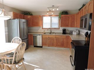 Photo 6: 391 Circlebrooke Drive in Yorkton: South YO Residential for sale : MLS®# SK846299