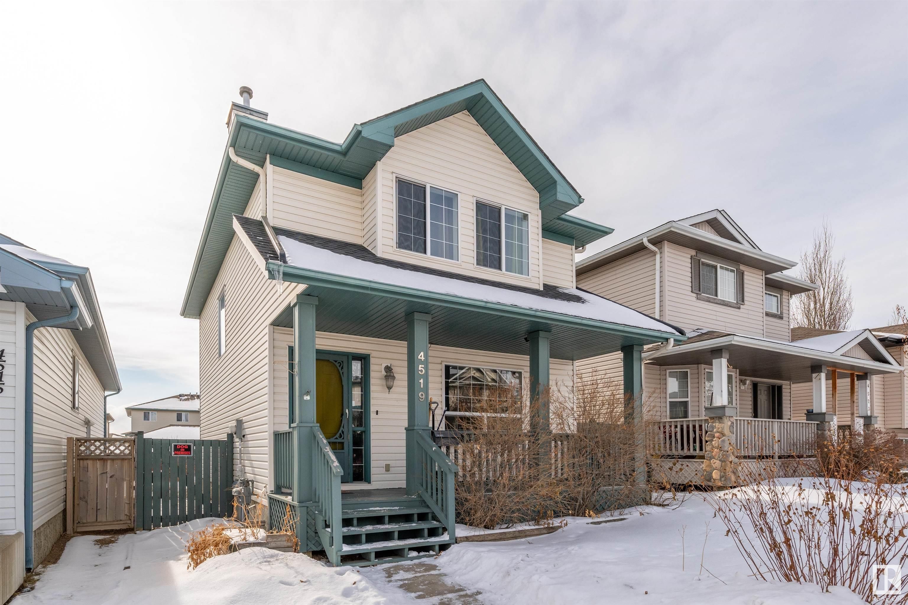 Main Photo: 4519 149 Avenue in Edmonton: Zone 02 House for sale : MLS®# E4331610