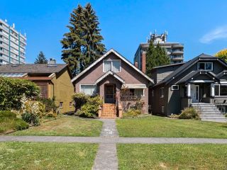 Photo 1: 4633 W 11TH Avenue in Vancouver: Point Grey House for sale (Vancouver West)  : MLS®# R2716169