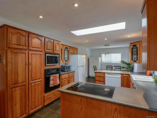 Photo 11: 2226 Blue Jay Way in NANAIMO: Na Cedar House for sale (Nanaimo)  : MLS®# 799477