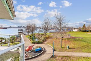 Photo 19: 1304 33 CHESTERFIELD Place in North Vancouver: Lower Lonsdale Condo for sale in "Harbourview Park" : MLS®# R2848945