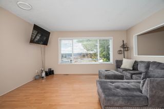 Photo 3: 7254 WREN Street in Mission: Mission BC House for sale : MLS®# R2856909