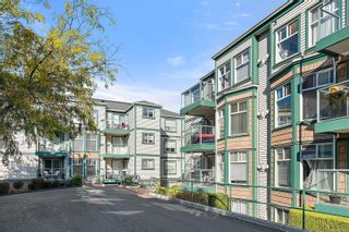 Photo 4: 412 894 Vernon Ave in Saanich: SE Swan Lake Condo for sale (Saanich East)  : MLS®# 916876