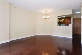Photo 10: 402 838 AGNES Street in New Westminster: Downtown NW Condo for sale : MLS®# R2221116