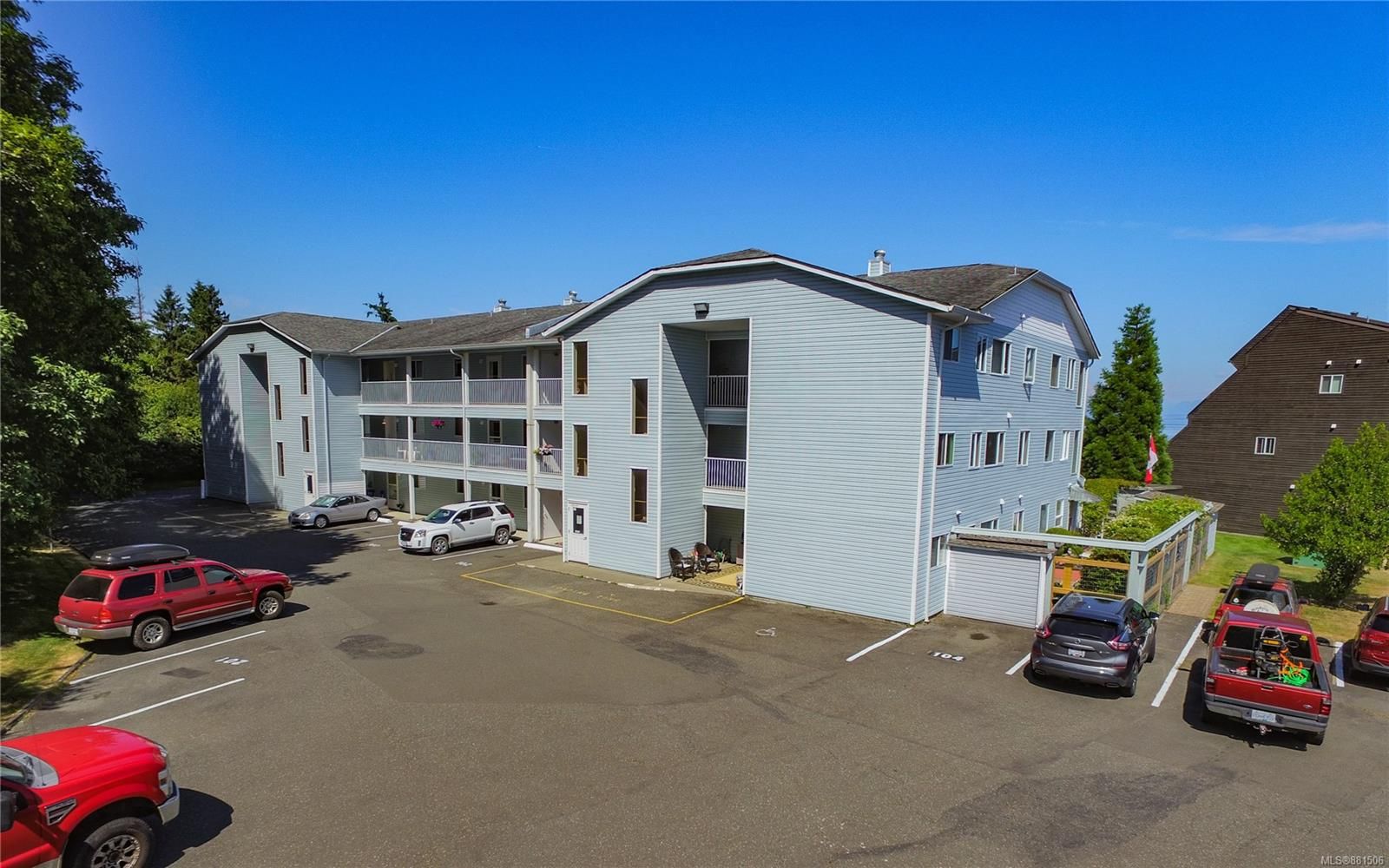 Photo 10: Photos: 205 2730 Island Hwy in Campbell River: CR Willow Point Condo for sale : MLS®# 881506