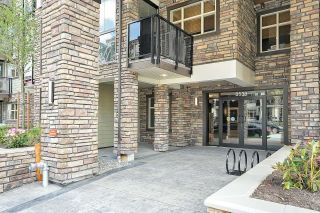Photo 2: 406 8538 203A Street in Langley: Willoughby Heights Condo for sale : MLS®# R2777375