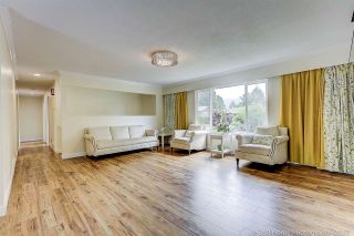 Photo 3: 2733 MASEFIELD ROAD in North Vancouver: Lynn Valley House for sale : MLS®# R2179274