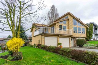 Photo 1: 31431 SPRINGHILL Place in Abbotsford: Abbotsford West House for sale : MLS®# R2043682