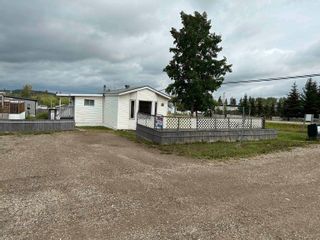 Photo 16: 89 12842 OLD HOPE Road in Charlie Lake: Fort St. John - Rural W 100th Manufactured Home for sale in "SHADY ACRES" (Fort St. John)  : MLS®# R2881561