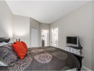 Photo 11: 217 1153 KENSAL Place in Coquitlam: New Horizons Condo for sale in "ROYCROFT" : MLS®# R2010380
