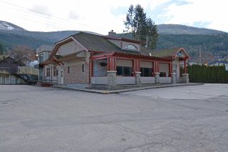 Photo 2: 712 NELSON AVENUE in Nelson: Retail for sale : MLS®# 2472075