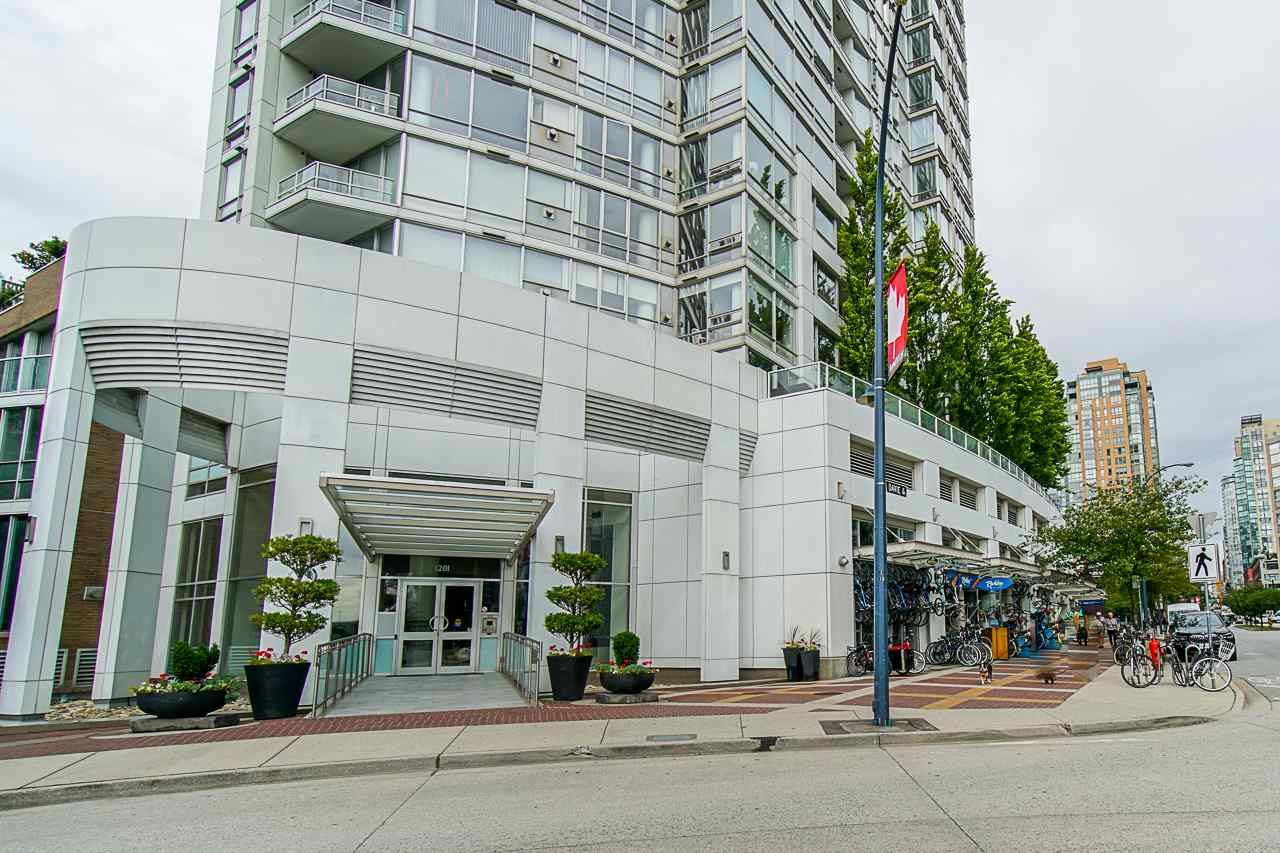 Main Photo: 502 1201 MARINASIDE Crescent in Vancouver: Yaletown Condo for sale in "The Penninsula" (Vancouver West)  : MLS®# R2418249
