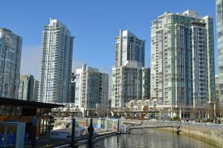 Photo 19: 902 1067 MARINASIDE Crescent in Vancouver: Yaletown Condo for sale in "QUAYWEST TWO" (Vancouver West)  : MLS®# R2004364
