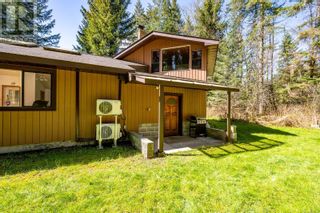 Photo 33: 6912 Railway Ave in Courtenay: House for sale : MLS®# 960726