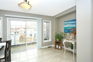 Photo 12: 116 Harbourside Drive in Whitby: Port Whitby House (3-Storey) for sale : MLS®# E4054210
