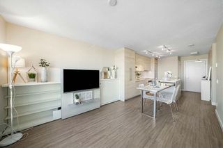 Photo 15: 1209 104 AVENUE North Surrey in North Surrey: Apartment/Condo for sale : MLS®# R2480744