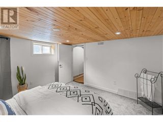 Photo 15: 10318 Gayton Street in Summerland: House for sale : MLS®# 10304826