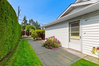 Photo 2: 9 441 Harnish Ave in Parksville: PQ Parksville Row/Townhouse for sale (Parksville/Qualicum)  : MLS®# 906473