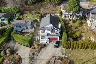 Photo 2: 636 GOWER POINT Road in Gibsons: Gibsons & Area House for sale (Sunshine Coast)  : MLS®# R2438330