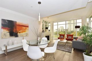 Photo 5: 603 428 BEACH Crescent in Vancouver: Yaletown Condo for sale in "Kings Landing" (Vancouver West)  : MLS®# R2202803