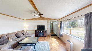 Photo 8: 22 3387 RED BLUFF Road in Quesnel: Red Bluff/Dragon Lake Manufactured Home for sale in "Willow Lane Mobile Home Park" : MLS®# R2881629