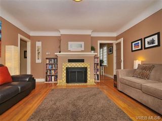 Photo 8: 1044 Queens Ave in VICTORIA: Vi Central Park Half Duplex for sale (Victoria)  : MLS®# 693621