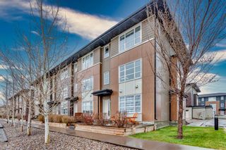 Main Photo: 811 Evansridge Park NW in Calgary: Evanston Row/Townhouse for sale : MLS®# A2127217