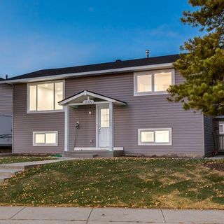 Main Photo: 1135 Penrith Crescent SE in Calgary: Penbrooke Meadows Detached for sale : MLS®# A2006790