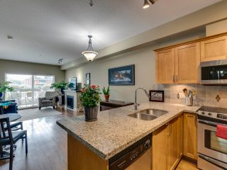 Photo 4: 216 1336 MAIN Street in Squamish: Downtown SQ Condo for sale in "ARTISAN" : MLS®# R2724187