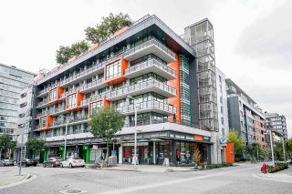 Photo 1: 607 123 W 1ST Avenue in Vancouver: False Creek Condo for sale (Vancouver West)  : MLS®# R2403542