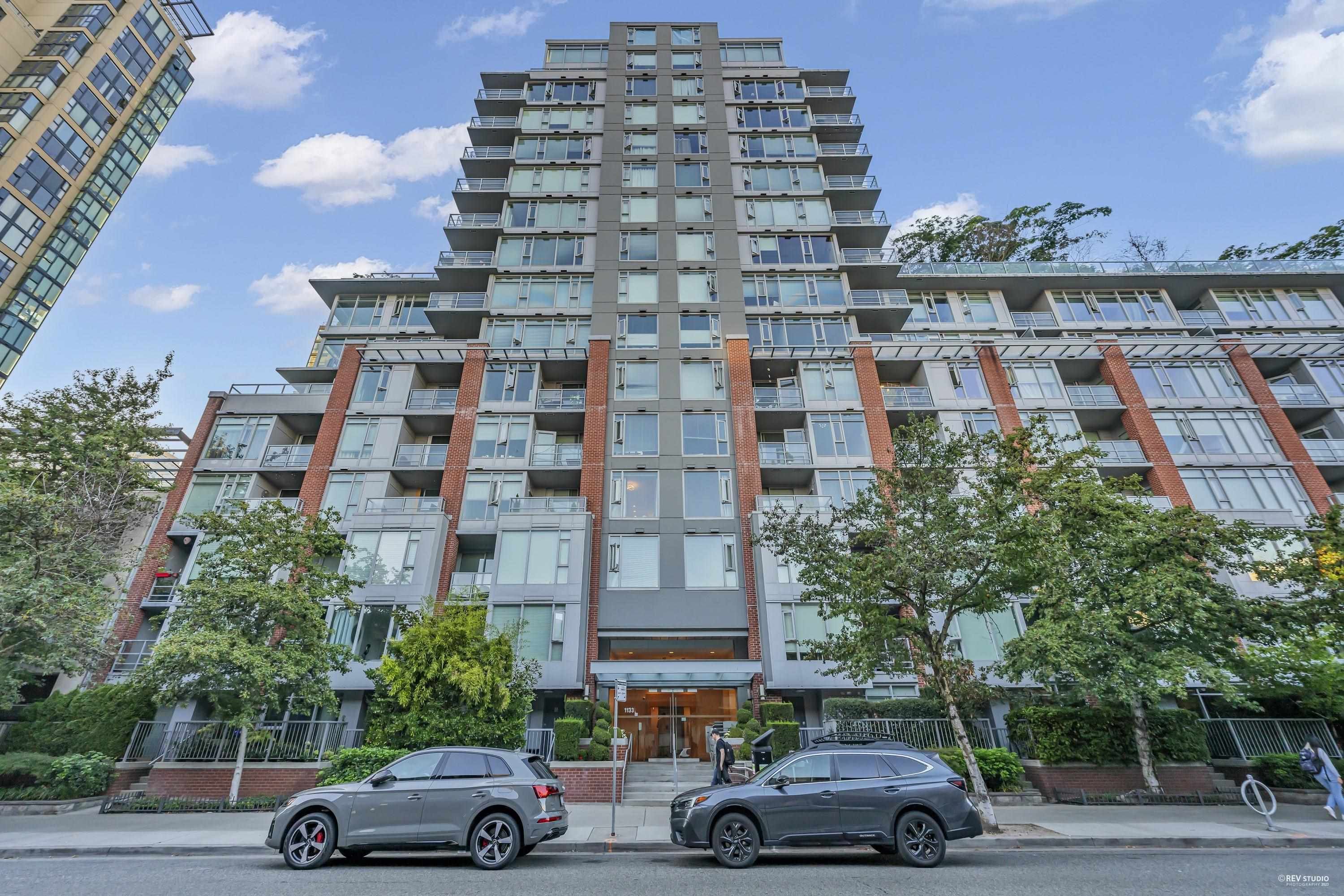 Main Photo: 1102 1133 HOMER Street in Vancouver: Yaletown Condo for sale (Vancouver West)  : MLS®# R2813608