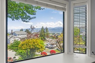 Photo 6: 2294 MOUNTAIN Drive in Abbotsford: Abbotsford East House for sale in "Mountain Village" : MLS®# R2777250
