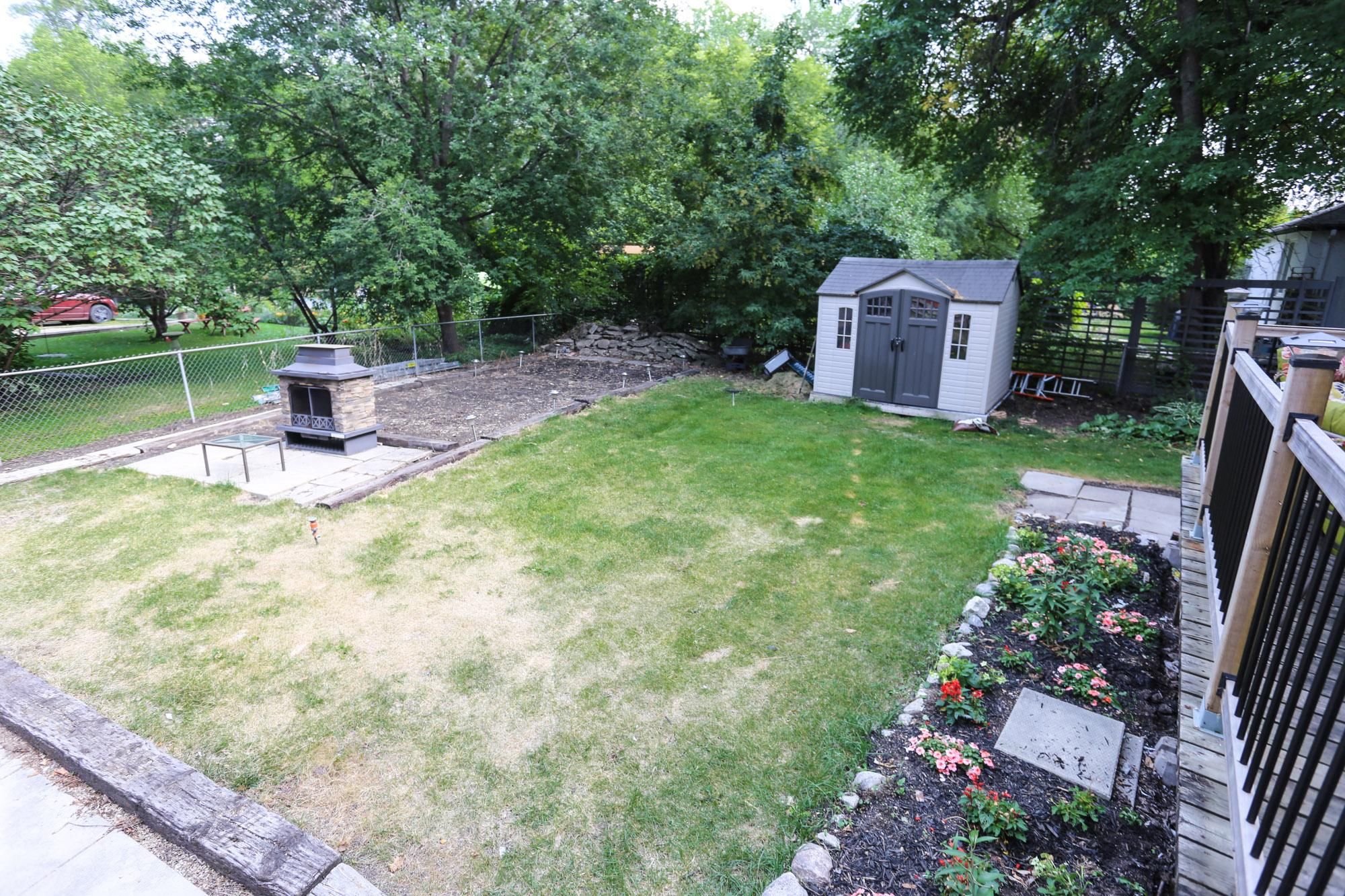 Photo 42: Photos: 145 Middle Gate in Winnipeg: Armstrong's Point Duplex for sale (1C)  : MLS®# 1823635