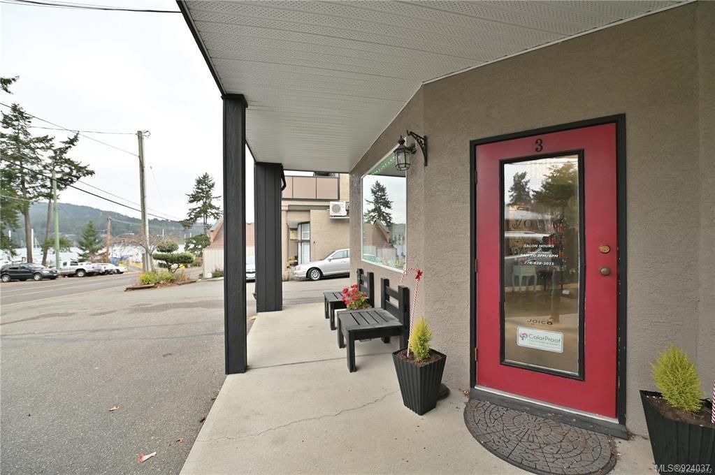 Main Photo: 3/4 828 Verdier Ave in Central Saanich: CS Brentwood Bay Condo for sale : MLS®# 924037