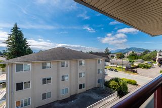 Photo 8: 403 8980 MARY Street in Chilliwack: Chilliwack Proper West Condo for sale in "Greystone Centre" : MLS®# R2714648