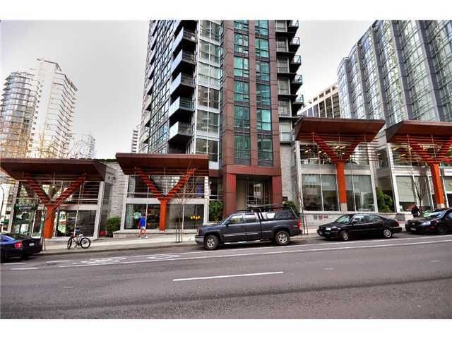 Main Photo:  in The Melville: Coal Harbour Home for sale ()  : MLS®# V875898