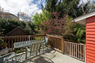 Photo 14: 266 E 26TH Avenue in Vancouver: Main House for sale in "MAIN STREET" (Vancouver East)  : MLS®# R2358788
