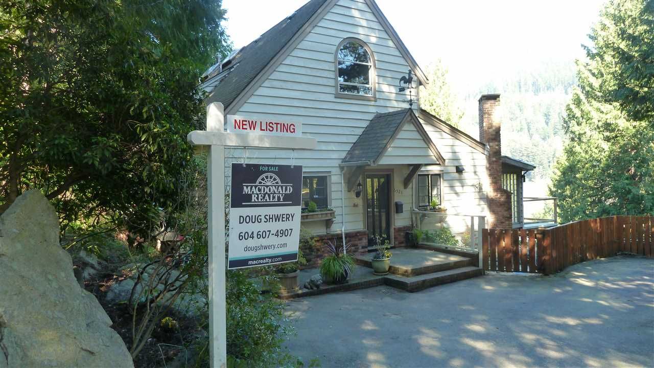 Main Photo: 6528 WELLINGTON Place in West Vancouver: Horseshoe Bay WV House for sale : MLS®# R2054182