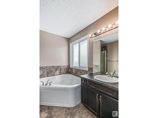 Photo 21: 17032 74 ST NW in Edmonton: House for sale : MLS®# E4330187
