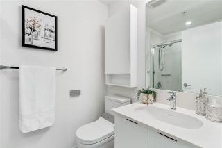 Photo 11: 307 733 W 3RD Street in North Vancouver: Harbourside Condo for sale in "THE SHORE" : MLS®# R2430093