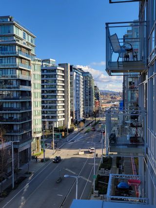 Photo 14: 807 88 W 1ST Avenue in Vancouver: False Creek Condo for sale in "The One" (Vancouver West)  : MLS®# R2631728